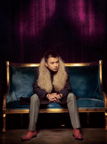 徐睿强势回归主持界 获封最富才情男主播(图)