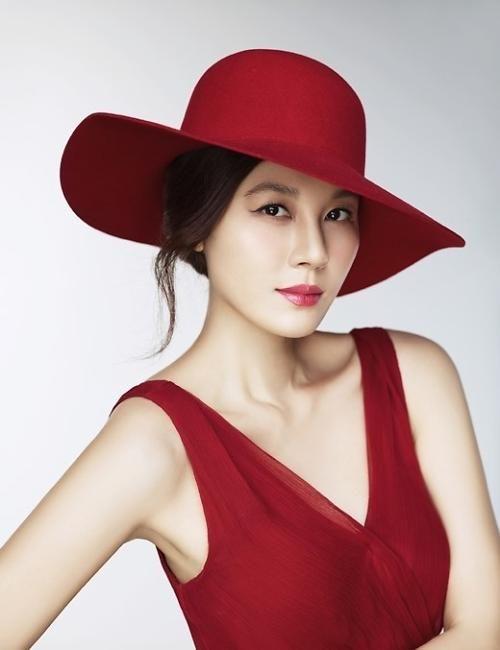  金荷娜 最新 大片 出炉 玩转性感清新碰撞魅力-我