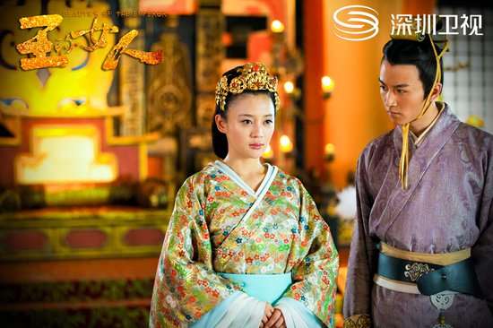 《<em>王的女人</em>》深圳卫视<em>首播</em> 袁珊珊:成败皆于正