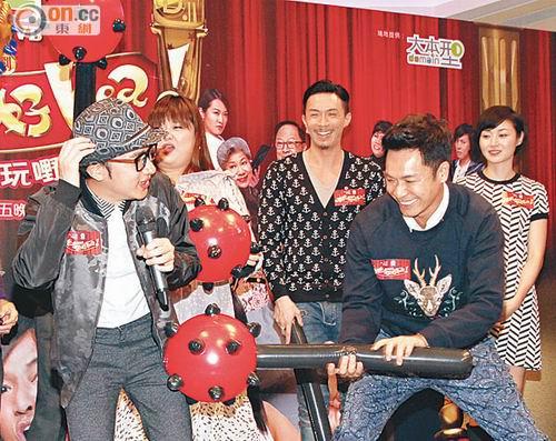 王祖蓝与<em>女友</em>李亚男大秀恩爱 否认与<em>郭晋安</em>不