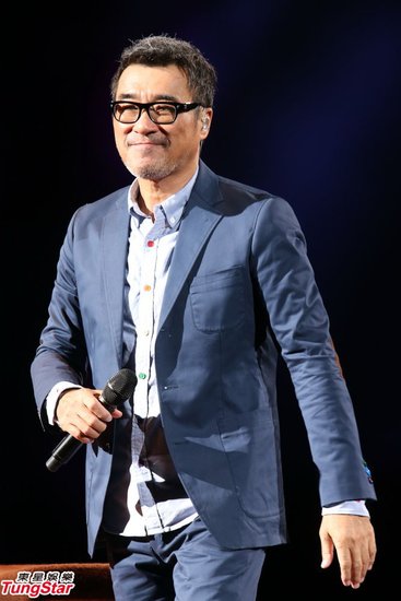 李宗盛开唱众星朝圣 唱《山丘》落泪感动全场