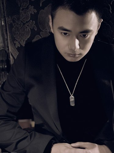 徐睿强势回归主持界 获封最富才情男主播(图)