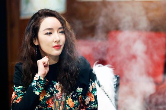 叶一云双剧联播 美艳拜金女vs霸气警花
