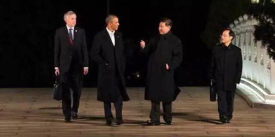 <em>两会</em><em>任性</em><em>翻译姐</em>走红 老公为习大大贴身<em>翻译</em>_