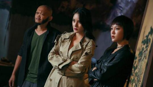 《止戈令》杀青 性感女神闫薇儿挑战女汉子