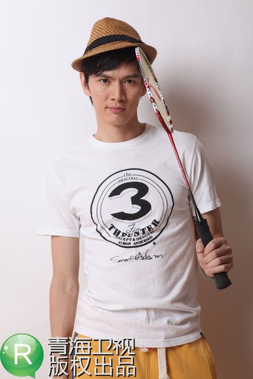 鲍春来不愿进娱乐圈 主持处女秀献青海卫视