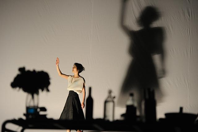 《<em>一个陌生女人的来信</em>》登沪 <em>孟京辉</em>解读同名