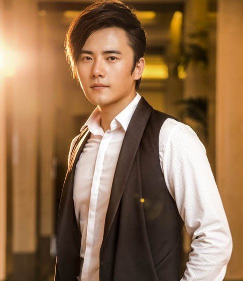 电影《美人邦》开机 黄阅艳福不浅演花心男  