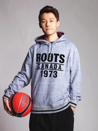 青春剧《隐形的翅膀》热拍 张雨剑化身黑暗骑士