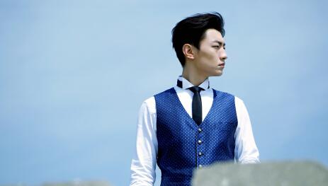 《无限斗界之暗夜双龙》上映 特效大升级