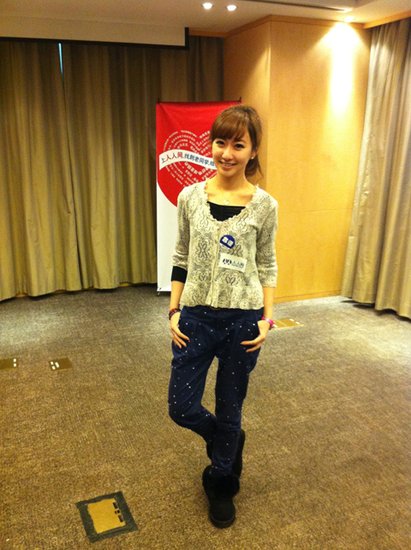 江苏卫视上海招募女主持 刘俐利舌战群雌很出