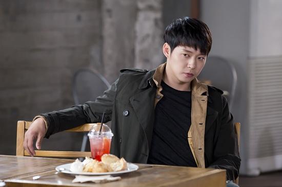 《看见味道的少女》朴有天变身柯南 推理力爆