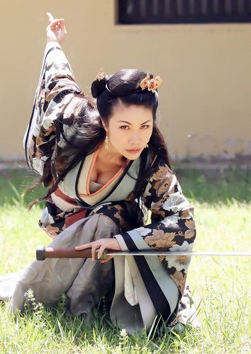 子弹女赵铭助阵《香山奇缘》 与张馨戈演亲姐妹