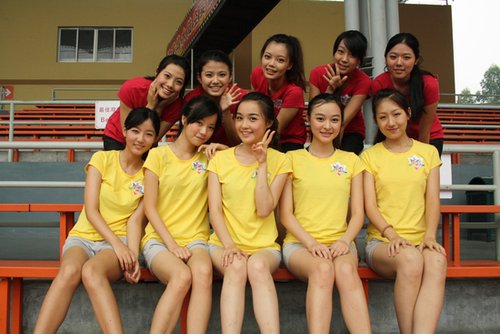 花样少女青春活泼