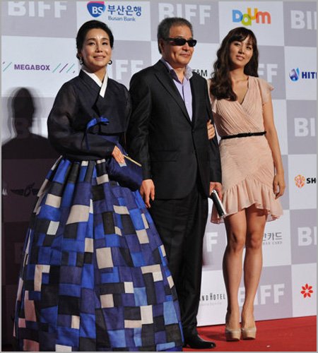 红毯综述:釜山仓促闭幕 华人女星缺阵再无惊艳