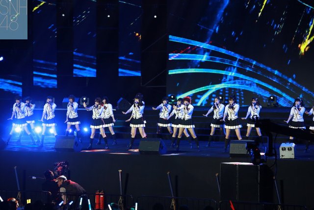 SNH48《爱的幸运曲奇》演唱会LIVE版视频首
