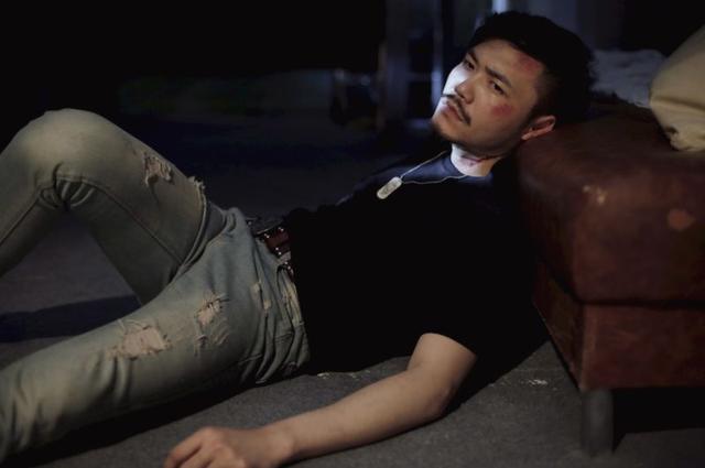 姜山全新蜕变为爱秒变邪神 演绎质感雅痞风