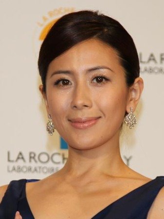 长谷川理惠宣布下月奉子成婚激怒广告赞助商