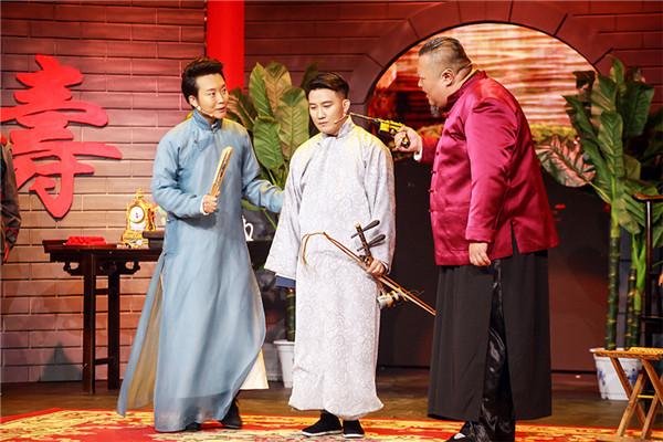 孙楠搭档朱时茂致敬陈佩斯李玉刚弃红妆演小品