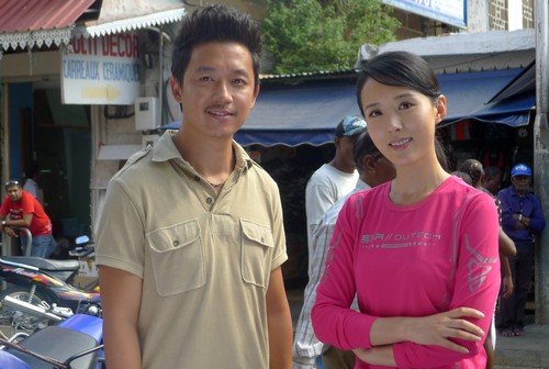 颜丹晨《走出国门》圣路易港最后一站 杀青在