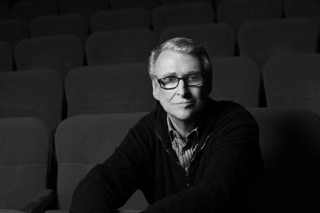 他做过夜间守门人