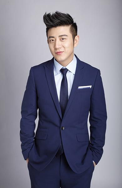 高晓攀“承包”多家卫视春晚 情怀相声剧引期待