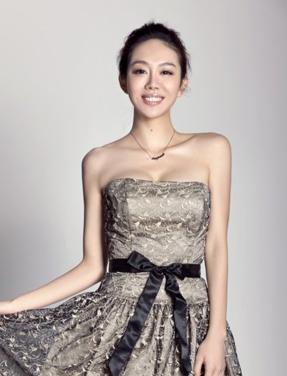 《新儿女情长》上海热拍 姜妍遭遇“隐婚男”