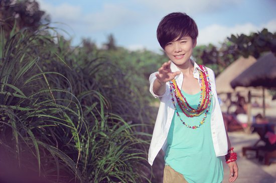 许飞同名新专辑将全面发行 轻摇滚曲风席卷酷夏