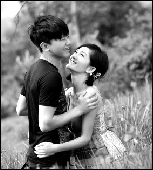 谢娜张杰七夕曝婚讯 圈中众好友纷纷送祝福