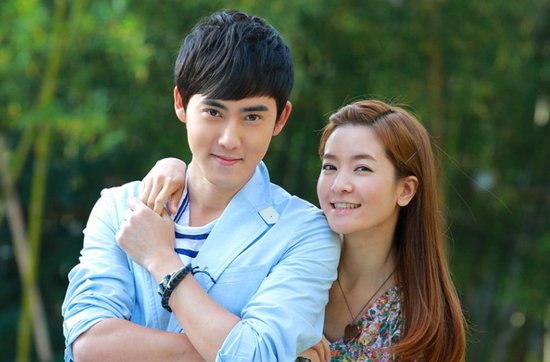 许艺娜演绎琼瑶新剧片尾曲 李晟争唱《枯叶蝶