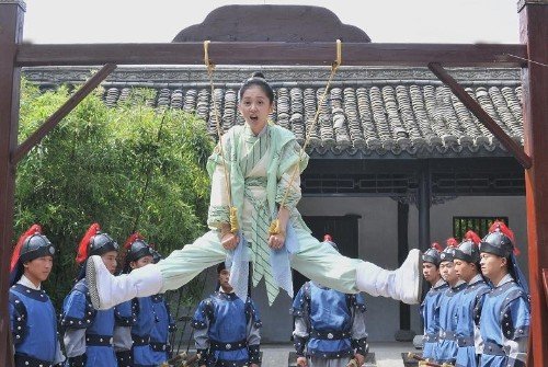 <em>古装</em>轻喜剧《刁蛮俏御医》日前