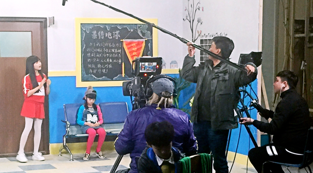 小萝莉王巧唱而优则演 首次触电《呼噜小精灵》