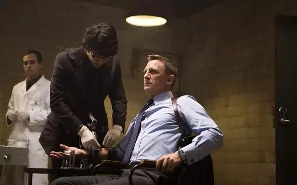 正确打开007的方式是这样的