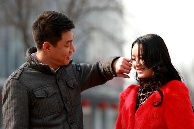 家有一老》热播女强人李梅可玩转冤家兄弟_娱乐_腾讯网