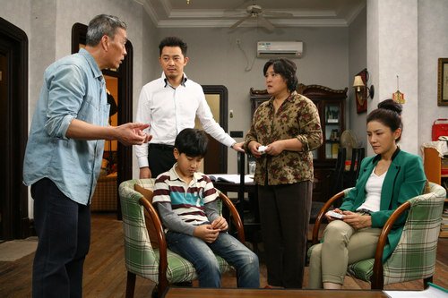 电视剧《孩奴》翁媳矛盾爆发 两代人pk教育经