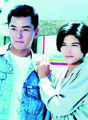 郑伊健老婆_郑伊健收入