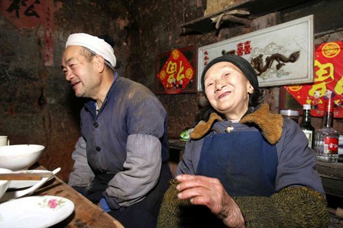 《天梯》原型老妇去世 网友叹:又相信爱情了