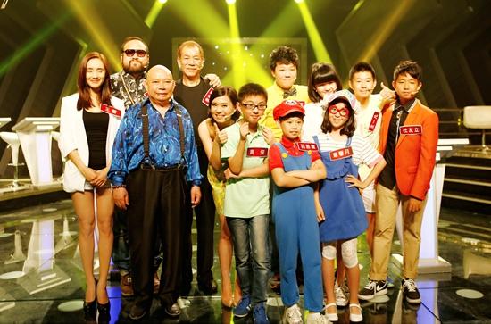 王智录节目献礼儿童节 踩高跟秀功夫秒杀全场