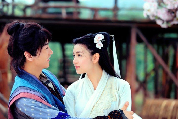 陈晓在《神雕侠侣》中饰演男一号杨过,和陈妍希因戏结缘 陈晓在《神雕侠侣》中饰演男一号杨过,和陈妍希因戏结缘