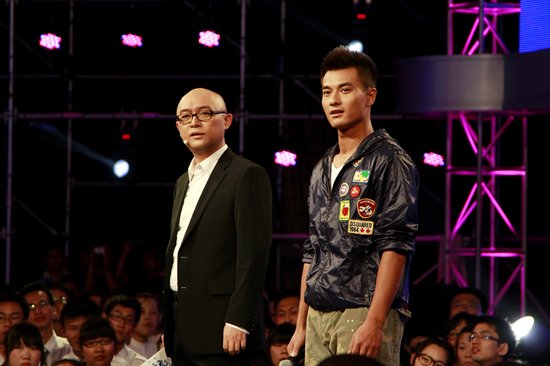 《新恋爱时代》开播 导演吐槽：删减版口型对不上