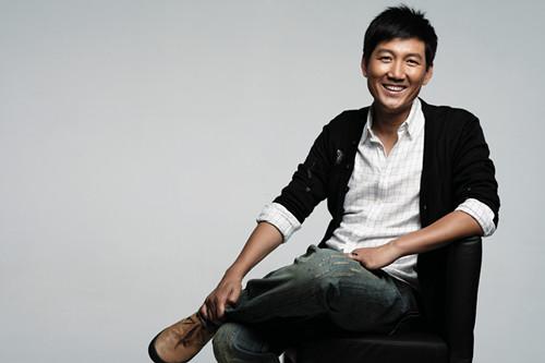 李崇霄《憨妻》偶遇金多宝 抑郁症患者变残疾