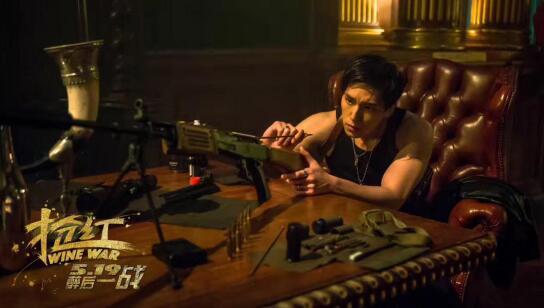 《抢红》将上映 “三高”型男赵威霖演绎神枪手