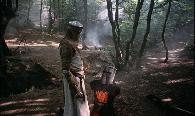 《巨蟒与圣杯》：黑衣骑士，你胳膊掉地上了