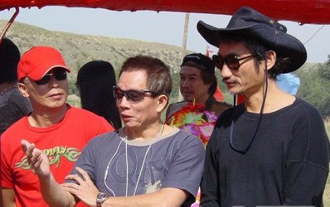 徐克亲自悼念刘家良去世:是武术电影一代宗师