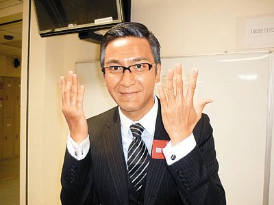 马国明涂胶水化老年妆 自嘲身体比老人还虚(图)_娱乐_腾讯网