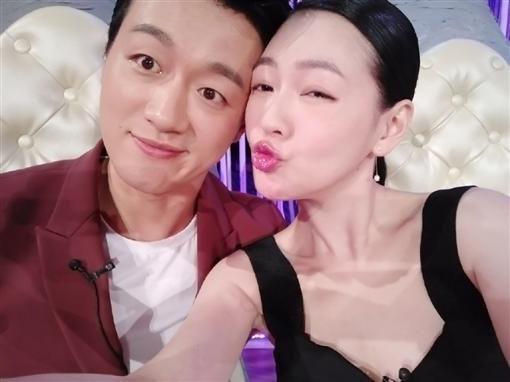 被问孩子是怎么来？小S暖回“因为相爱”