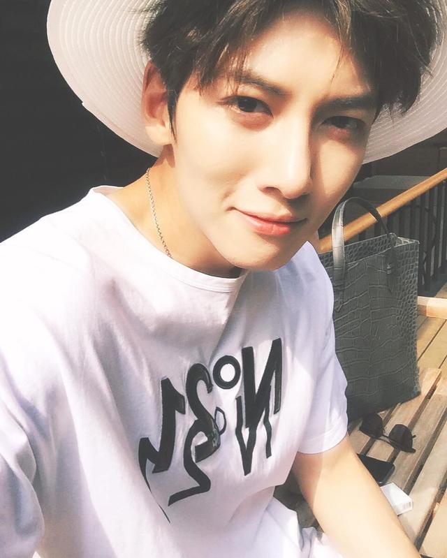 专访池昌旭：我不是“池三岁”，其实是哲学家