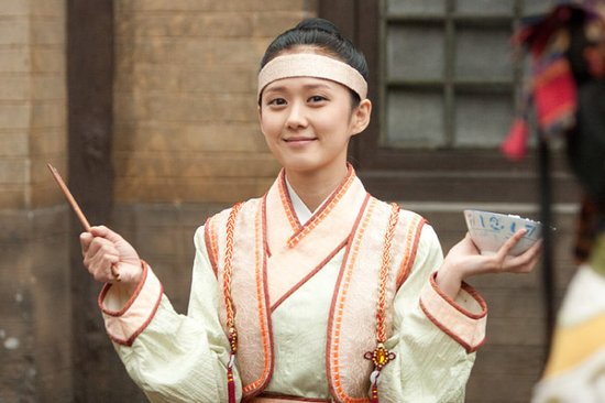 《刁蛮俏御医》热拍 张娜拉重塑中国版大长今