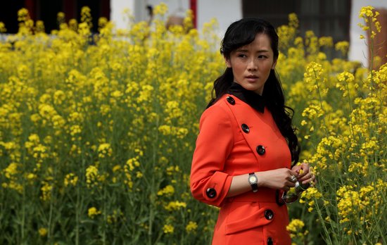 《三个未婚妈妈》首发剧照 全明星阵容10月献映