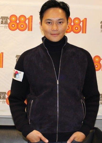 张智霖接受黄宗泽女友采访 自称会教儿子性观念